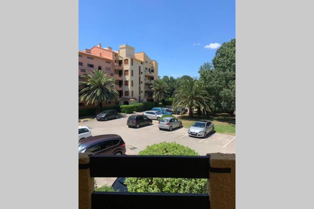 Appartement Argeles-Sur-Mer Avec Piscine A 500M De La Mer Luaran gambar